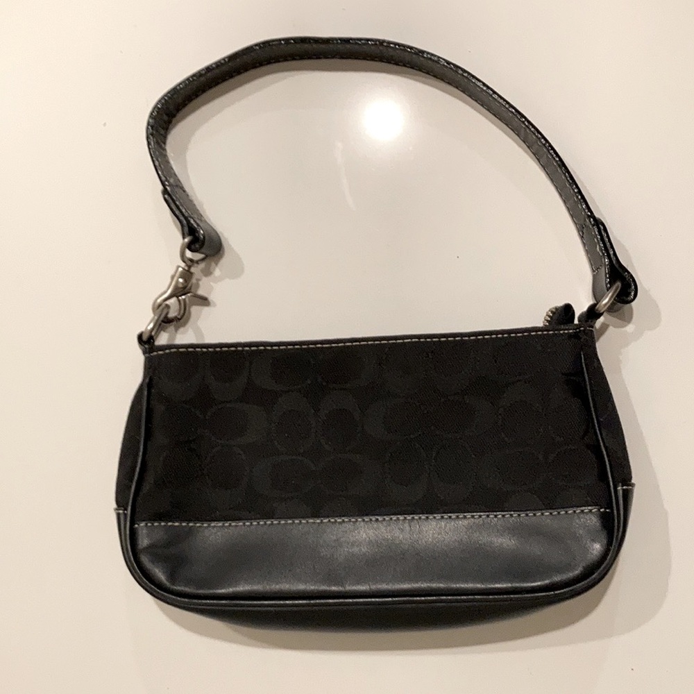 Coach Purse, Small, Black, Shoulder Bag.